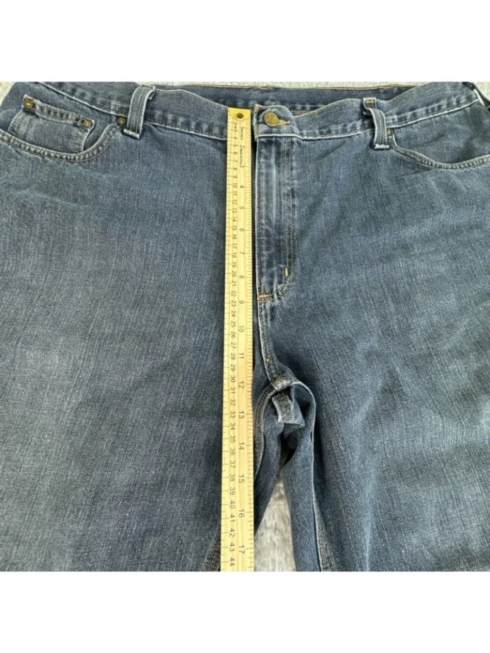 Carhartt Mens Relaxed Fit Blue Denim Jeans 42x32 Classic Workwear Durable USA